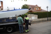 <h5>Finally leaving the shop</h5><p>Loading the plane at home for the trip to the airport</p>