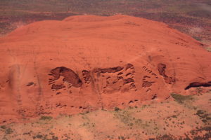 back-uluru
